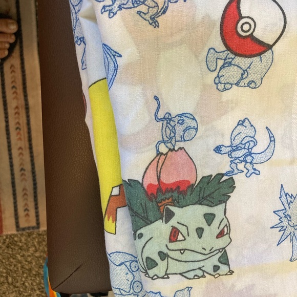 Vintage 90’s Pokemon twin Bedding Sheets - Yellow and Blue - Picture 3 of 5